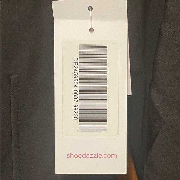 NWT. Shoedazzle Classic Black Blazer. L - Picture 3 of 7